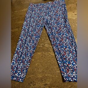 VGUC XL women’s Vineyard Vines stars and whales workout leggings ￼